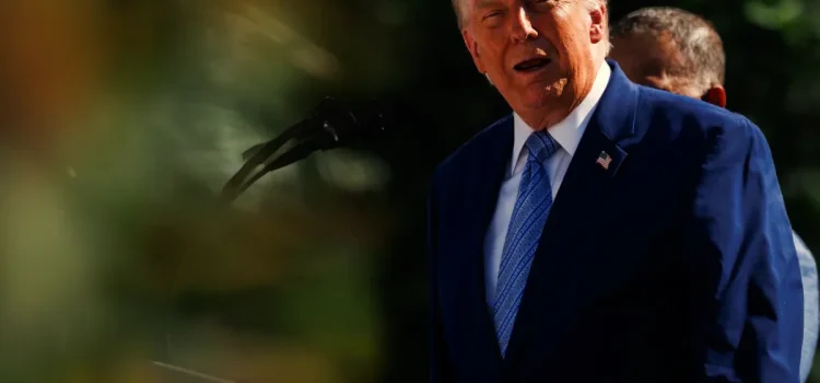Trump protesteaza: ratele dobânzii sunt prea mari după majorare